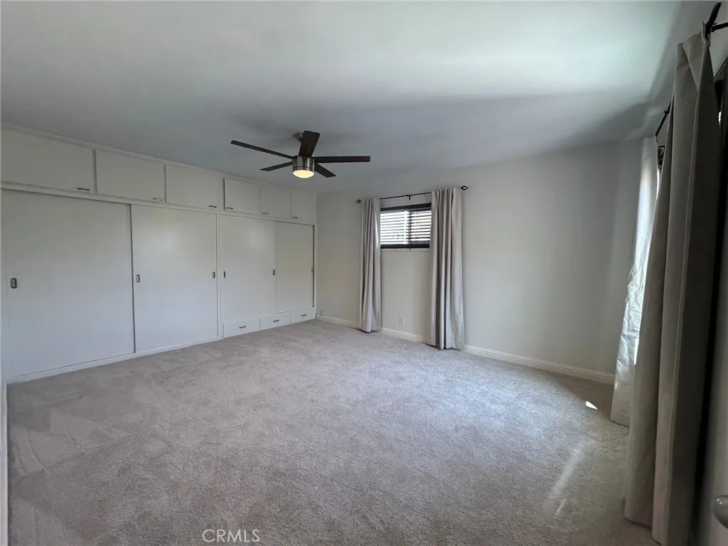 Large Bedroom Large Bedroom