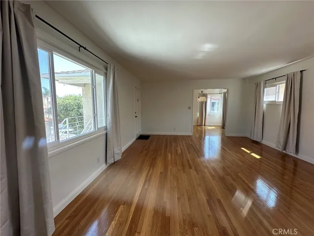 Large Living Room