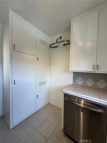 Cabinets & Dishwasher