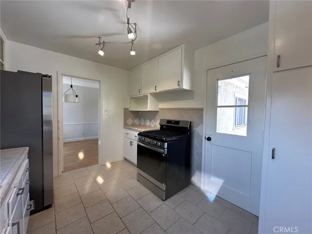 Kitchen Exit to Walkway