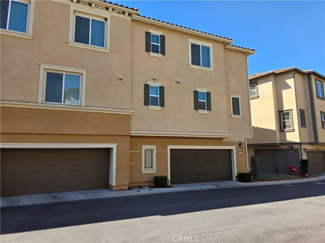 15967 Pilot Avenue, Chino, California 91708 — photo 4