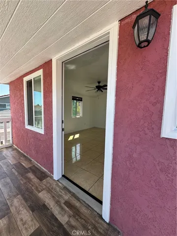 3241 Easy, Long Beach, California 90810 — photo 4