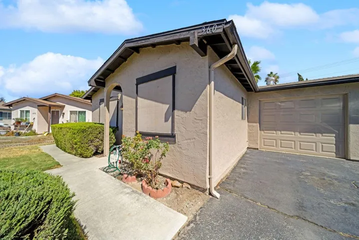 360 Calle Cazadero, Hemet, California 92545 — photo 5
