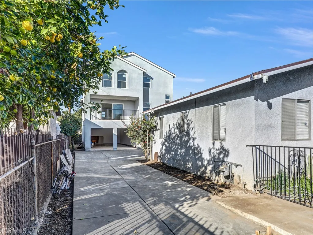 1231 S Rowan Ave