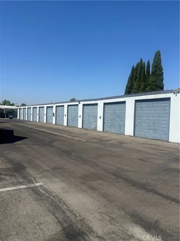 extra storage units can be rent upon availability