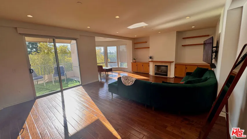 2111 S Beverly Glen Boulevard Ph2, Los Angeles, California 90025 — photo 5