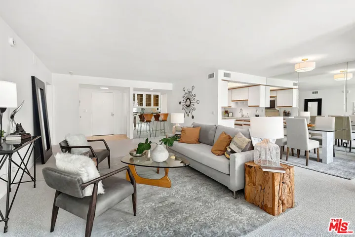 1221 N Kings Road 305, West Hollywood, California 90069 — photo 5