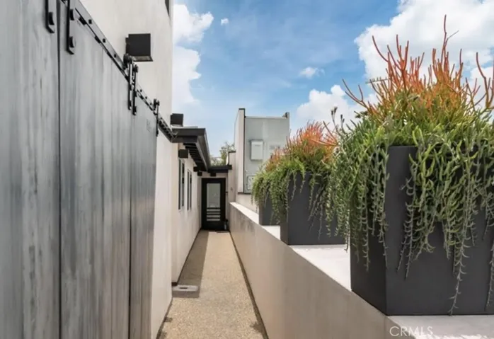 577 Ramona B, Laguna Beach, California 92651 — photo 4