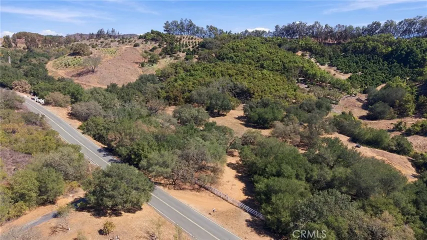 69 Via Vaquero, Temecula, California 92590 — photo 5
