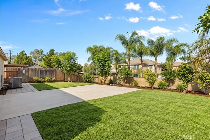 9267 Aralia Drive, Riverside, California 92503 — photo 5