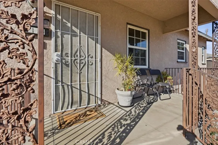 9115 Walnut, Bellflower, California 90706 — photo 4