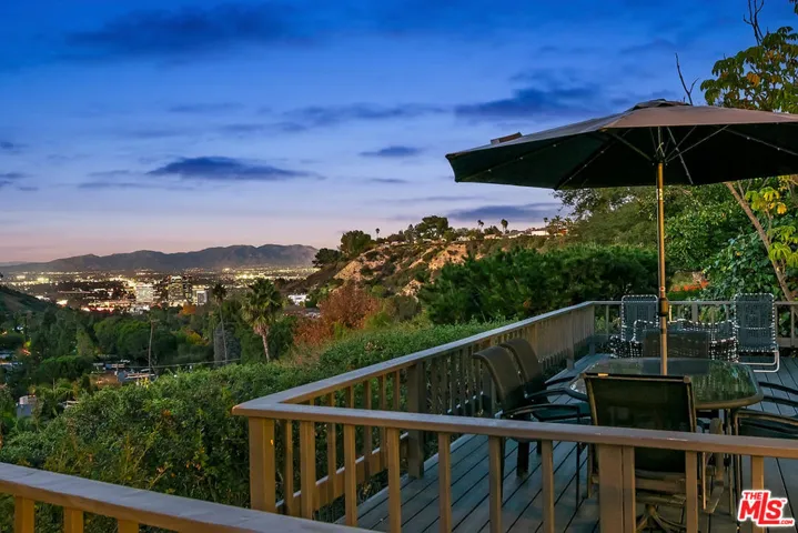 15337 Stonewood Terrace, Sherman Oaks, California 91403 — photo 5