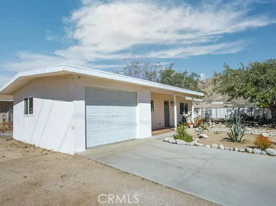 55897 Coyote, Yucca Valley, California 92284 — photo 4