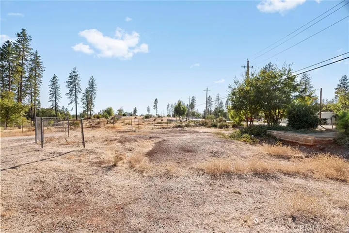 8092 Skyway, Paradise, California 95969 — photo 5