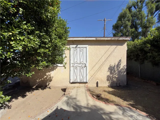 8360 Katherine Avenue, Panorama City, California 91402 — photo 5