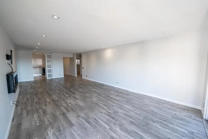 2520 Clairemont Dr. 309, San Diego, California 92117 — photo 4