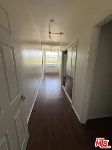 7619 Melrose Avenue, Los Angeles, California 90046 — photo 4