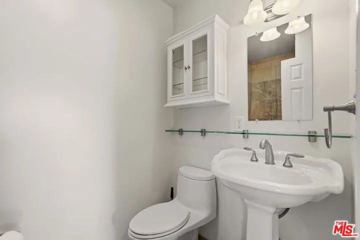 2007 W 180th Place, Torrance, California 90504 — photo 4