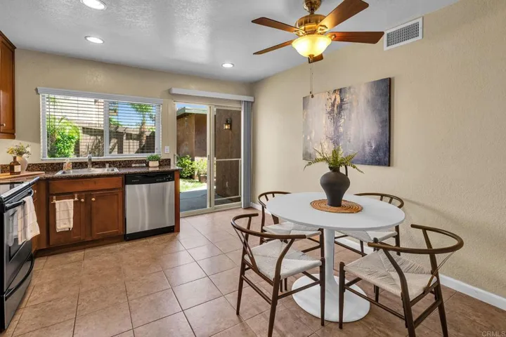1429 N Broadway A, Escondido, California 92026 — photo 4