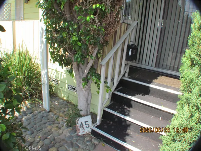 10711 Sherman Grove Avenue 45, Sunland, California 91040 — photo 4