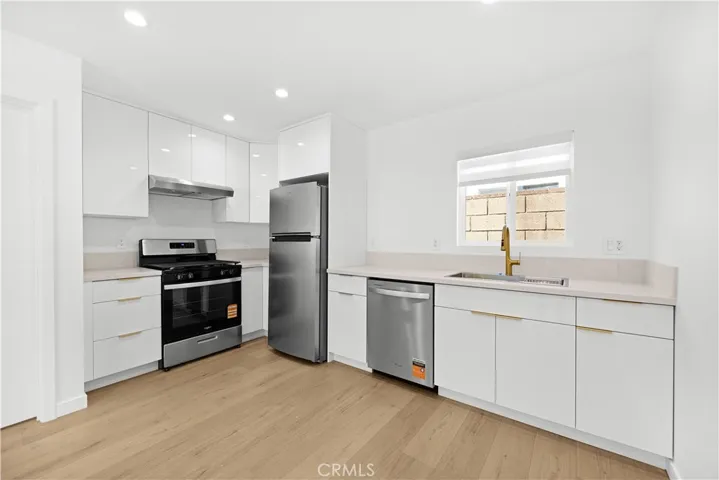 287 N Florence, Burbank, California 91505 — photo 4