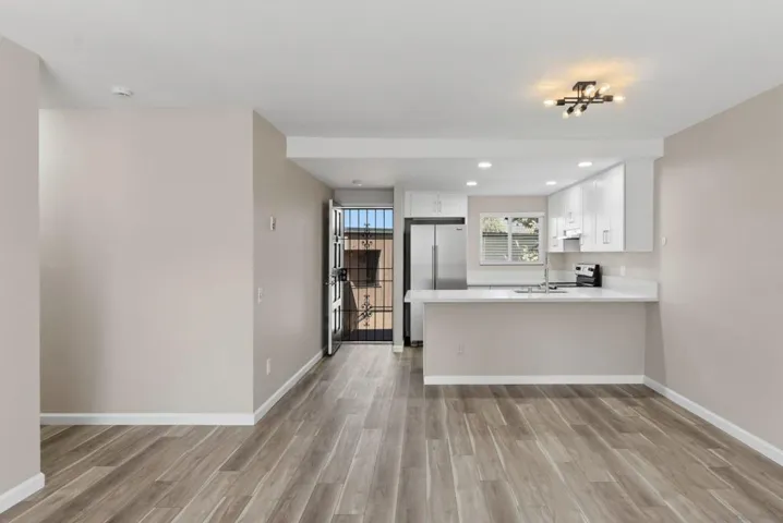 8775 Navajo Rd 7, San Diego, California 92119 — photo 5