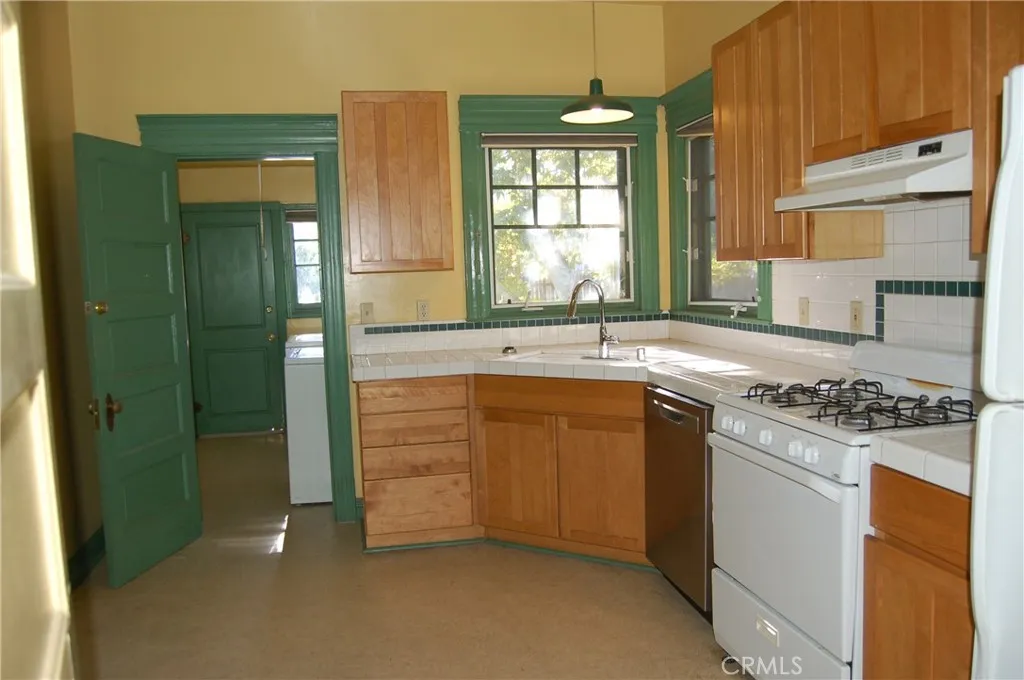 GREAT KITCHEN GREAT KITCHEN