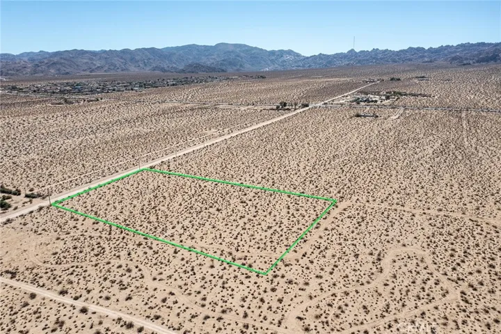 6100 Mantonya Road, 29 Palms, California 92277 — photo 5