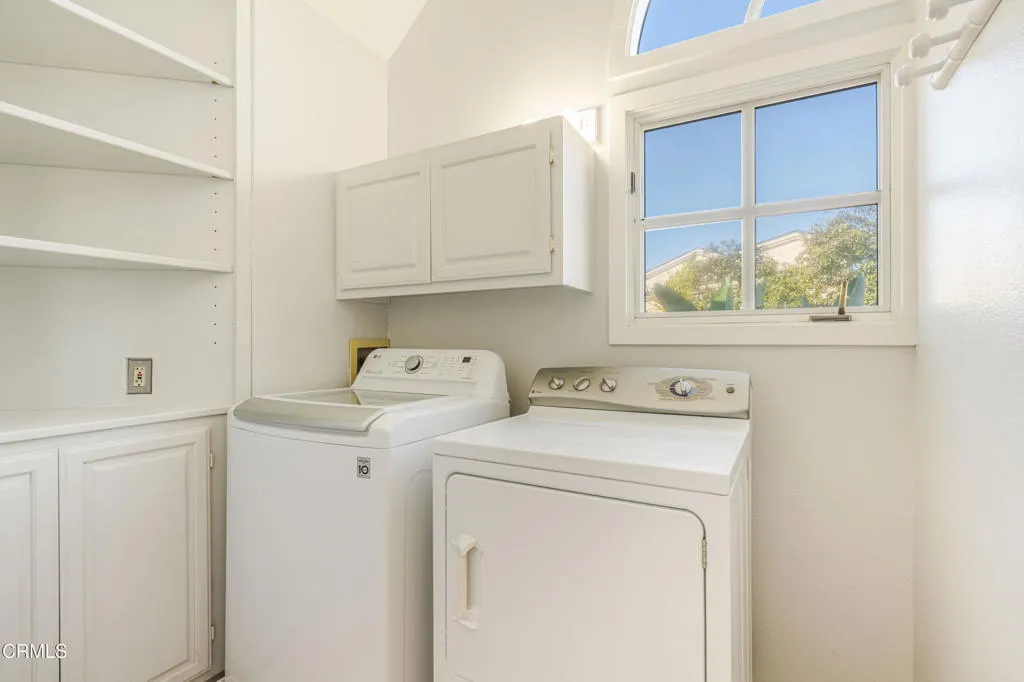 4030 Ischia Dr-26