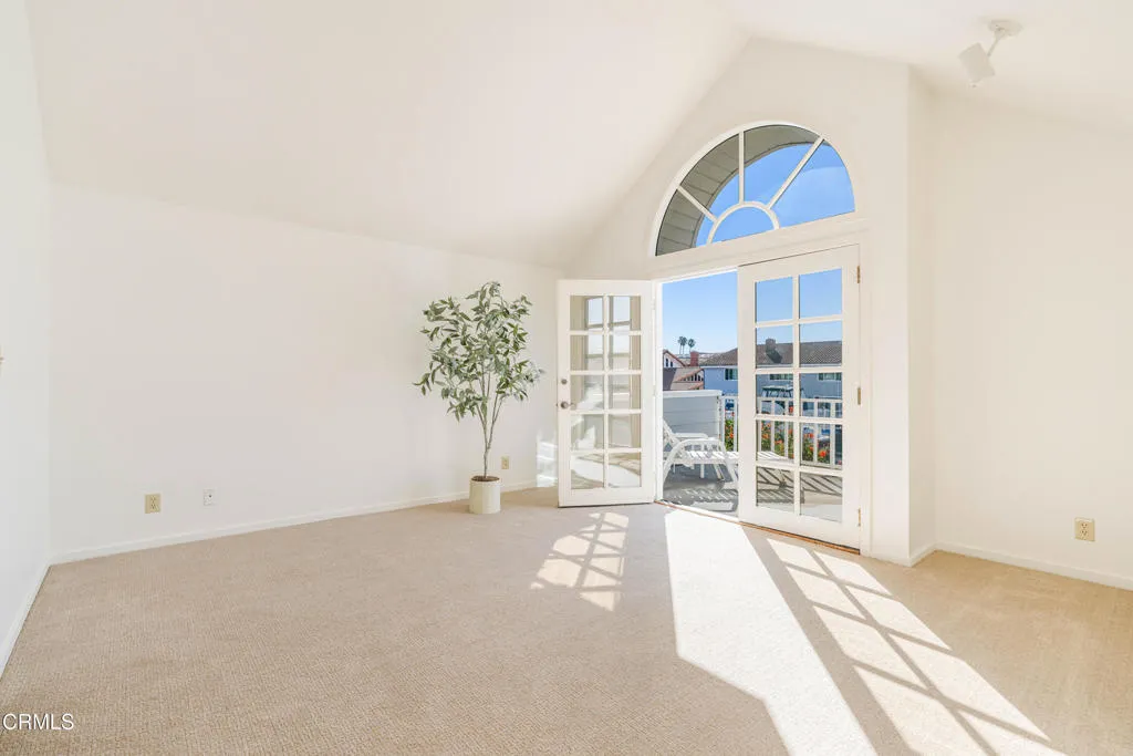 4030 Ischia Dr-20