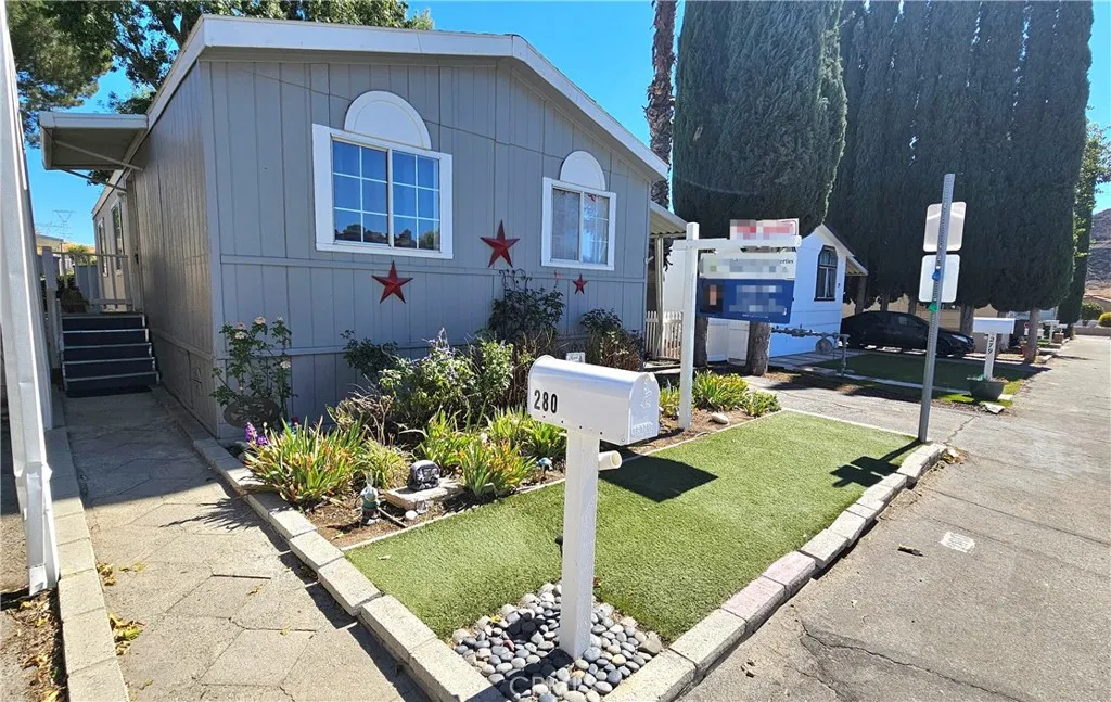 29021 Bouquet Canyon Rd #280