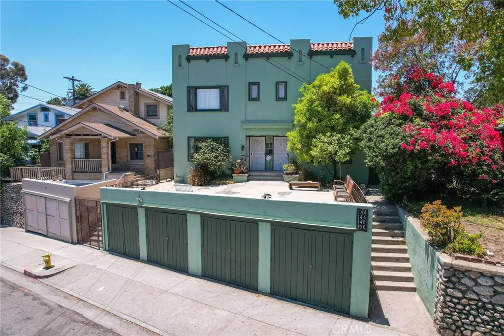 144 S Ave 57
