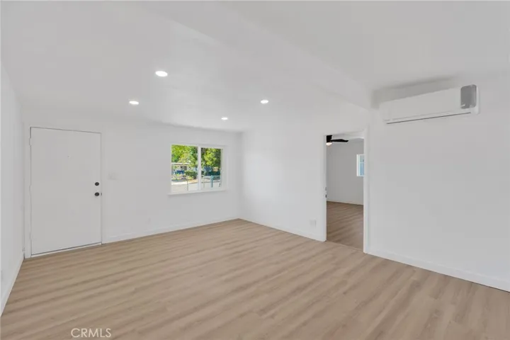 7763 Merito, San Bernardino, California 92410 — photo 4