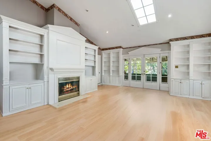 877 Montecito Drive, Los Angeles, California 90031 — photo 4