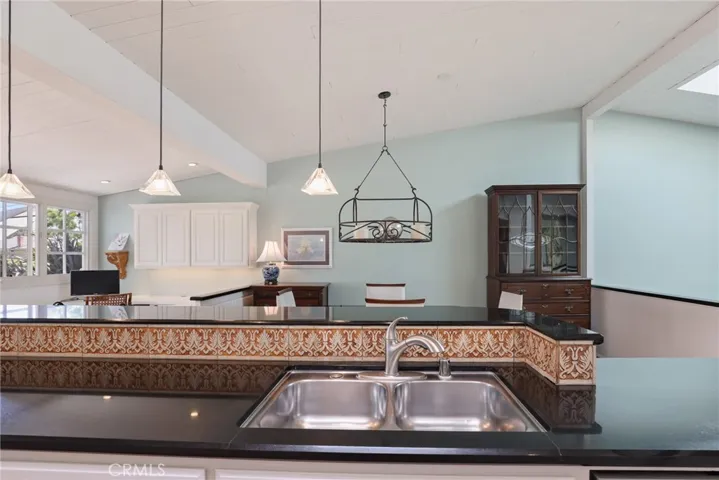 1966 Vista Caudal, Newport Beach, California 92660 — photo 4