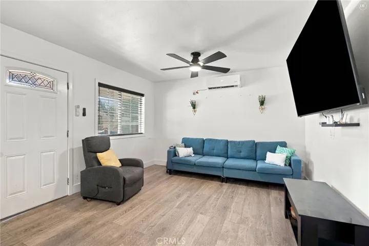 5510 Roosevelt Avenue, Santa Ana, California 92703 — photo 4