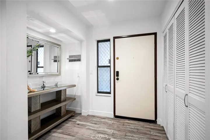 1325 Valley View Road 105, Glendale, California 91202 — photo 4