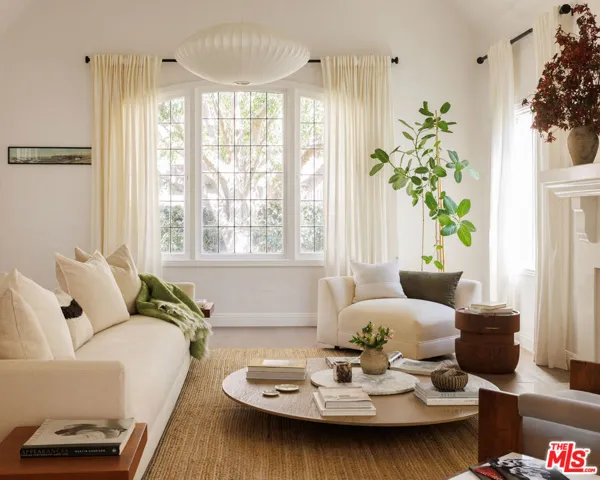 7606 Willoughby Avenue, West Hollywood, California 90046 — photo 5