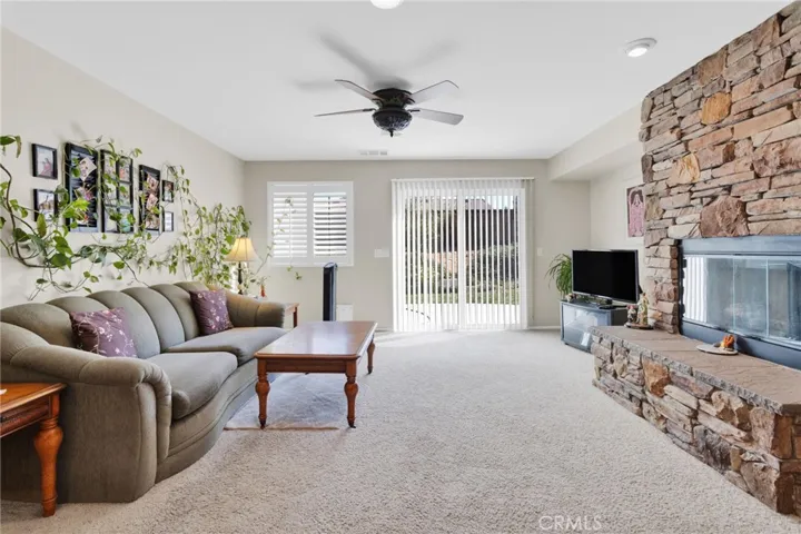 12355 Griffin, Victorville, California 92395 — photo 5