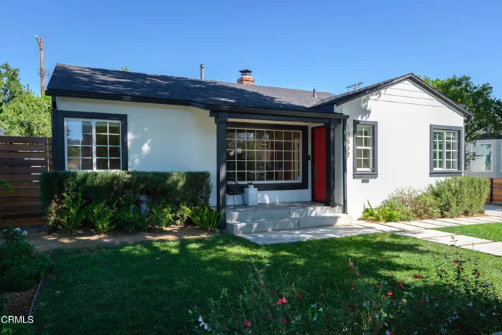 10537 Woodbridge Street, Los Angeles, California 91602 — photo 4