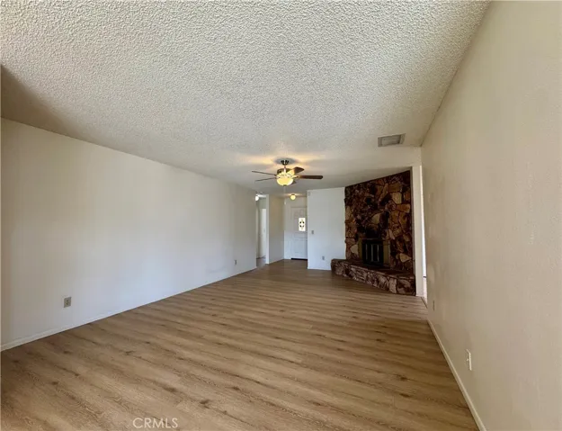 13839 Burning Tree Drive, Victorville, California 92395 — photo 4