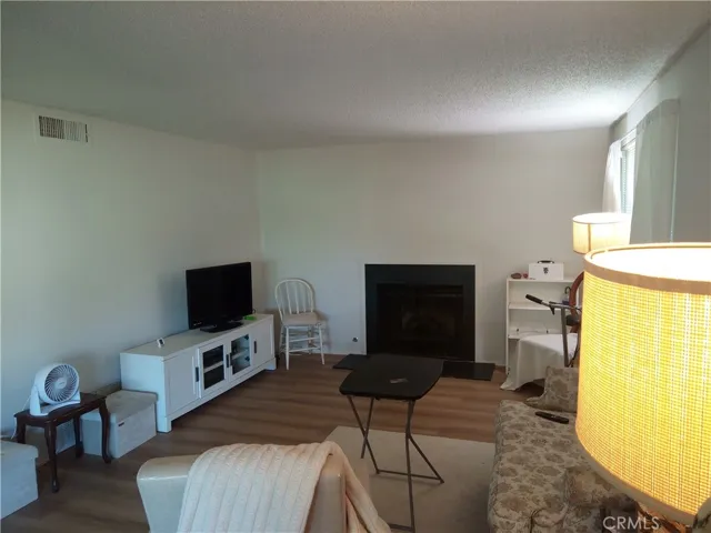 551 Shasta, Hemet, California 92543 — photo 4