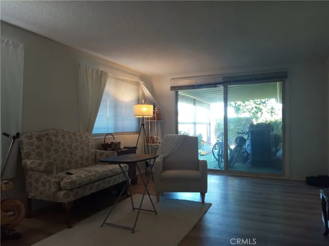 551 Shasta, Hemet, California 92543 — photo 5