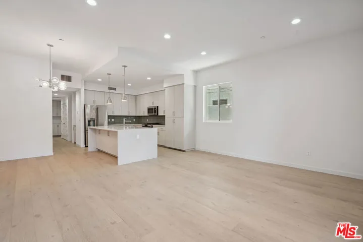 1746 Garfield Place 101, Los Angeles, California 90028 — photo 5