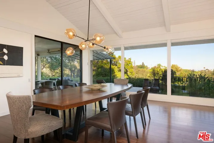 204 Ashdale Place, Los Angeles, California 90049 — photo 5