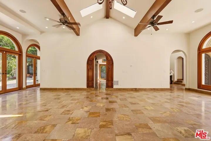 1260 Roscomare Road, Los Angeles, California 90077 — photo 5