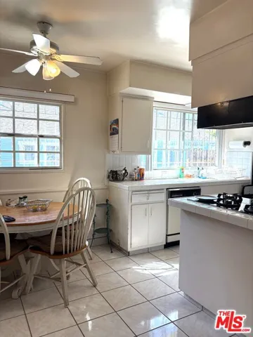 1325 N Spaulding Avenue, Los Angeles, California 90046 — photo 5