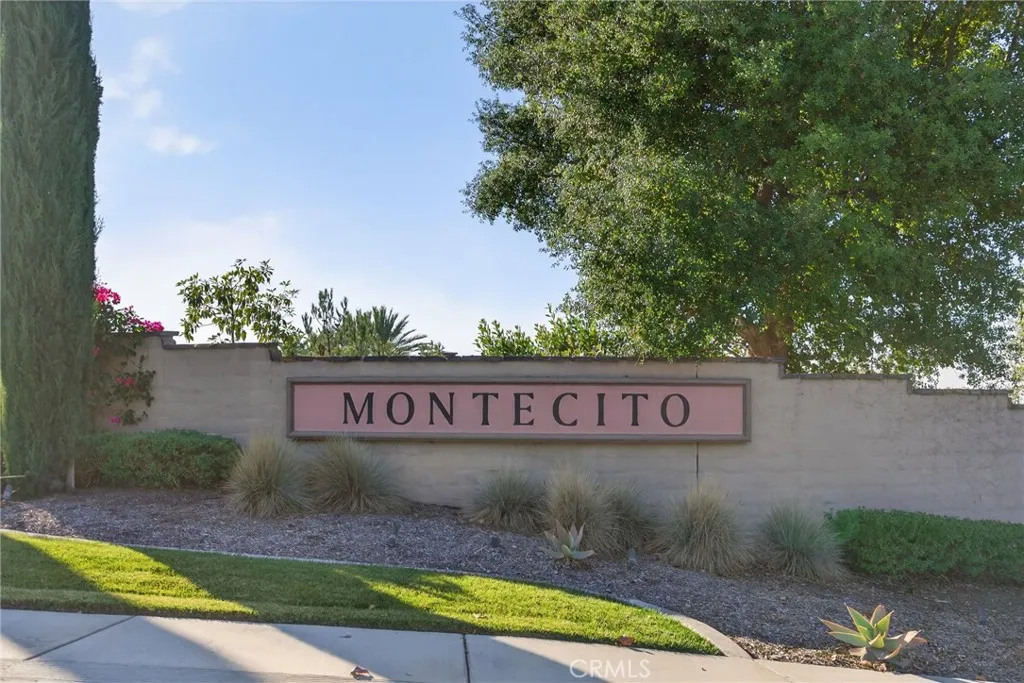 7478 Via Montecito