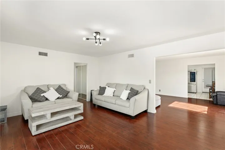 737 N Rose Street, Anaheim, California 92805 — photo 4