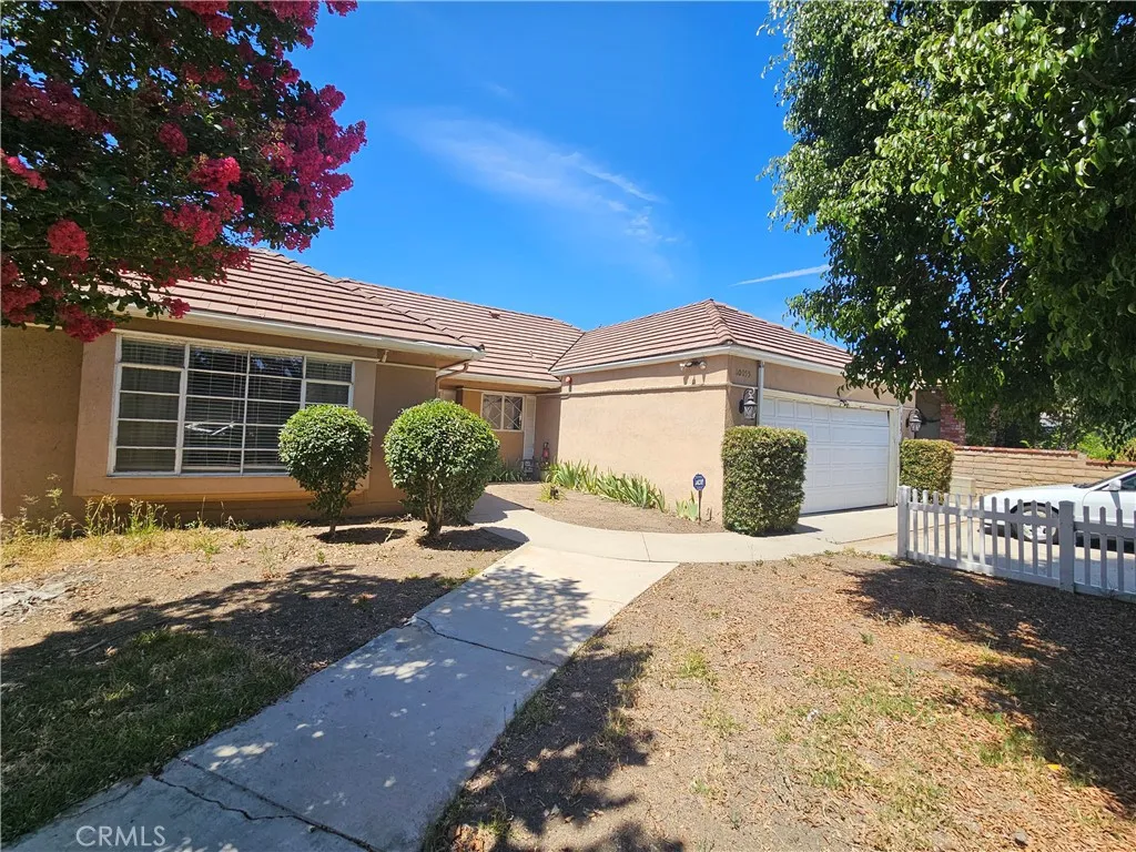 10055 Sunnybrae